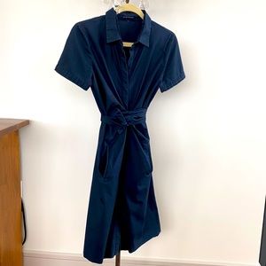 Elie Tahari Navy ShirtDress Tie Waste